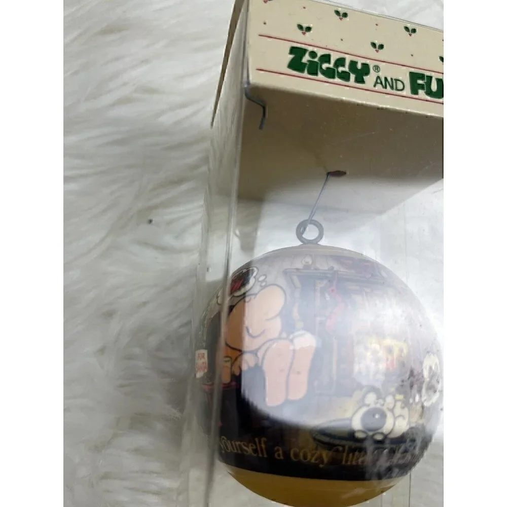 Vintage American Greetings 1984 Ziggy & Fuzz Satin Ball Ornament Merry Christmas